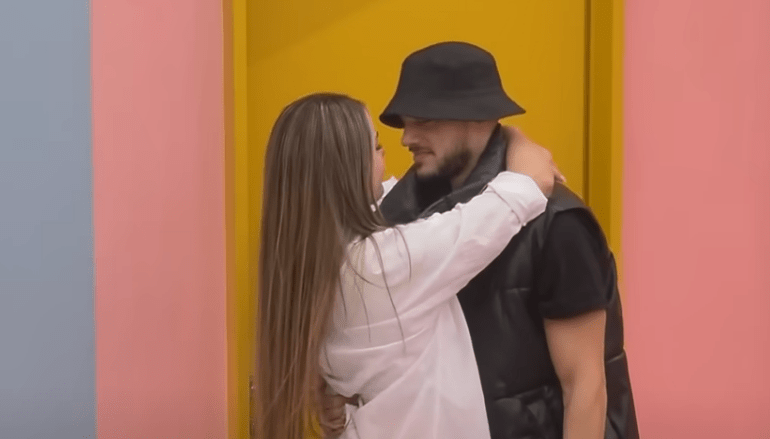 Leo zbulon arsyen se pse kërkoi të ndahej nga Lela dhe ta vazhdonin lidhjen jashtë