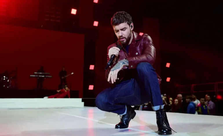 Liam u përpoq të ikte nga dhoma duke përdorur ballkonin para se të binte për vdekje