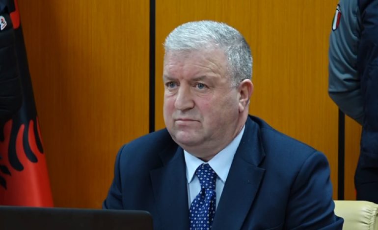 U zëvendësua nga Elton Alushi/ Tonin Vocaj reagon për herë të parë pas dorëzimit të detyrës: Ndjej detyrimin të…