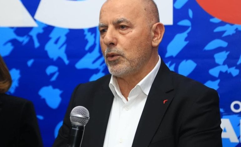 PD zgjedh kreun e degës në Kamëz, Dogjani i shkruan Berishës: Suksese kryetarit, po si nuk u ftova unë, deputeti më i votuar?