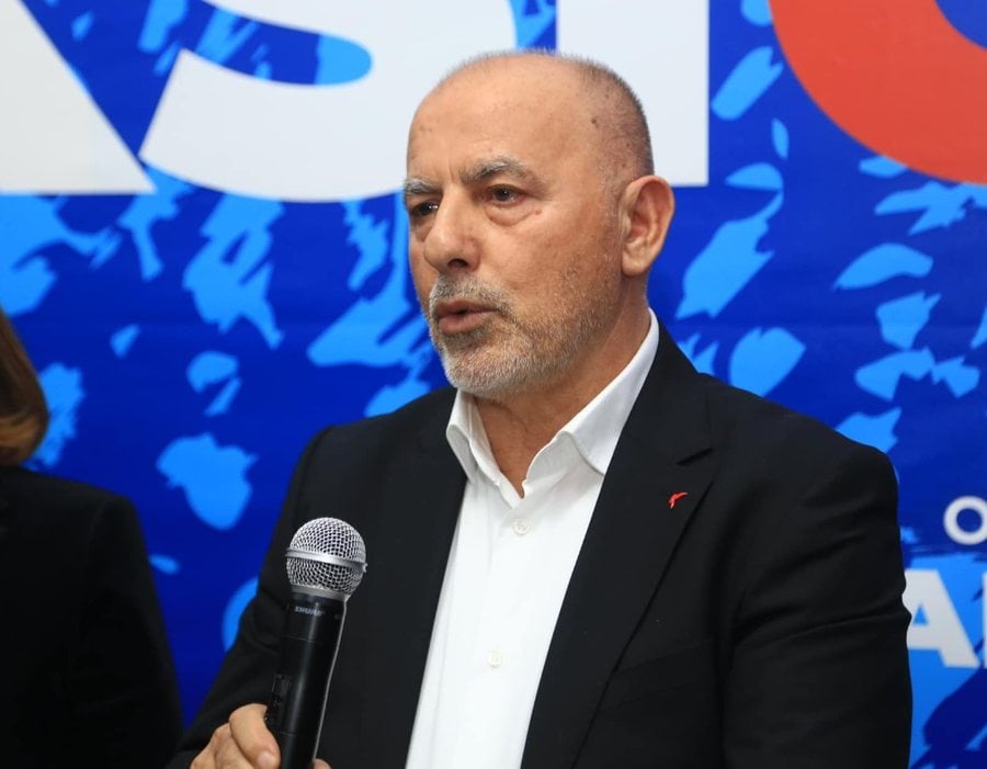 PD zgjedh kreun e degës në Kamëz, Dogjani i shkruan Berishës: Suksese kryetarit, po si nuk u ftova unë, deputeti më i votuar?