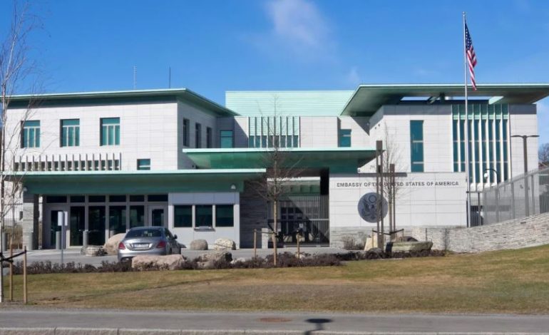 Akuzohet për spiunazh ndaj Rusinë dhe Iranin, arrestohet punonjësi i ambasadës amerikane në Oslo