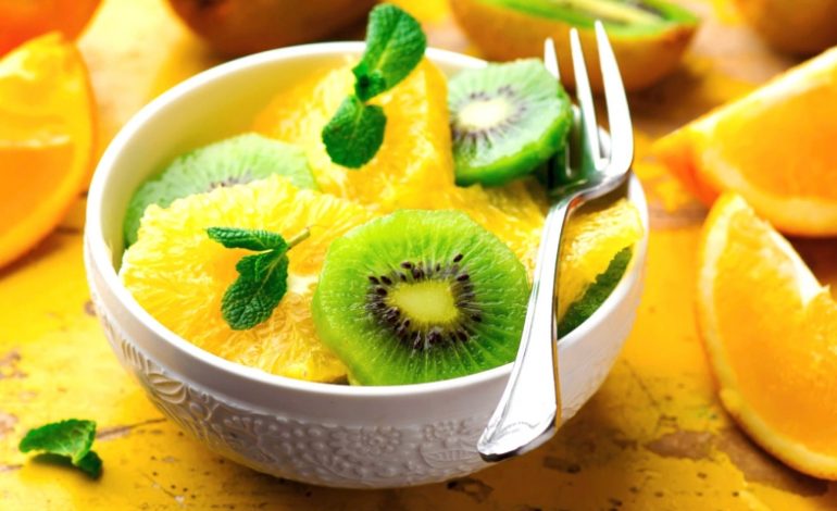 Portokalle me Kivi – Kombinimi i Fuqishëm për Imunitetin