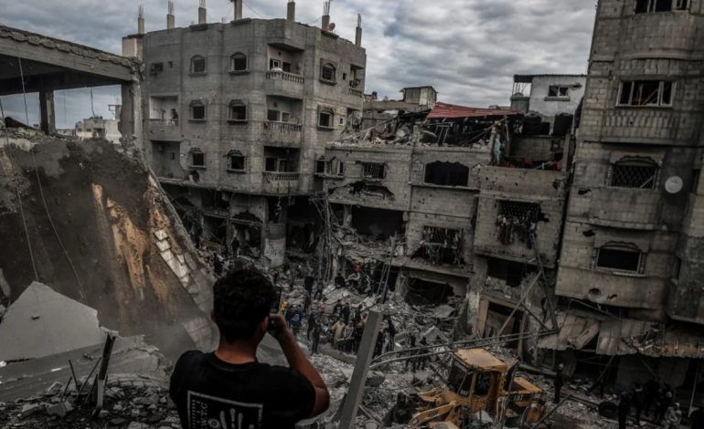 Nuk ka qetësi për palestinezët, përse Izraeli i urdhëroi të evakuohen nga jugu i Gazës