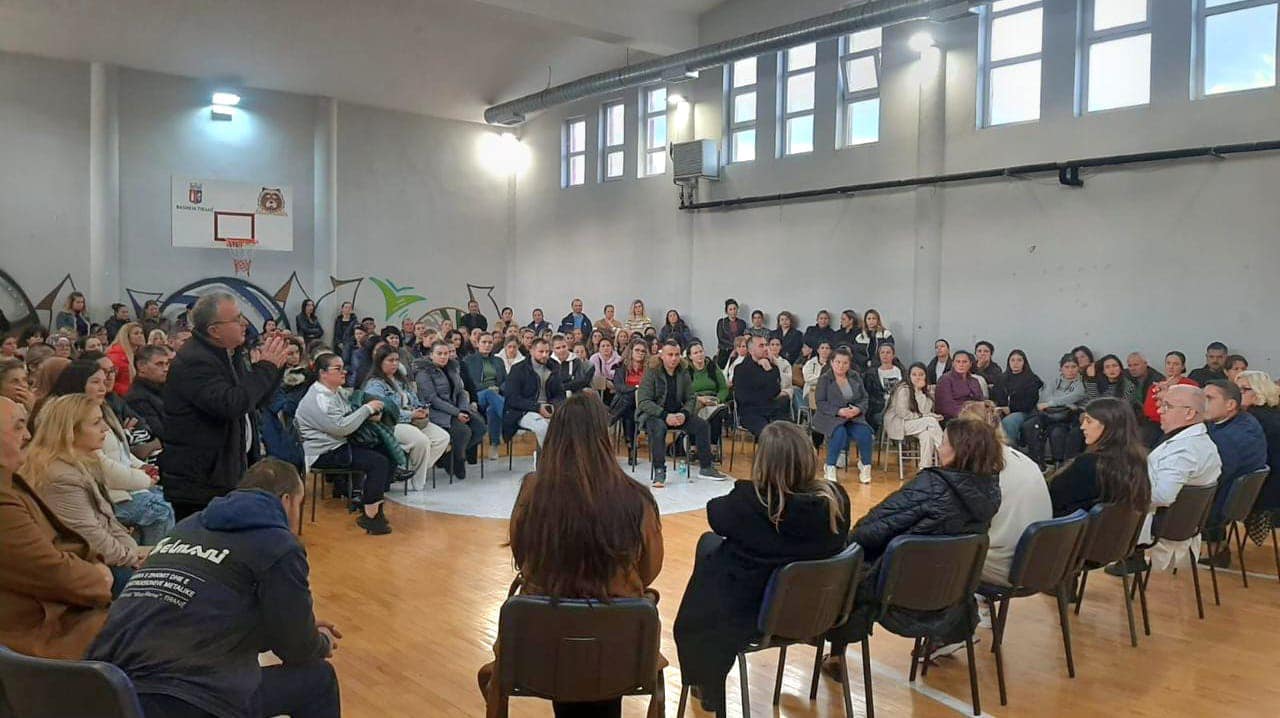 Diskutimi për masat kufizuese në Tiktok/ Kryeministri Rama: 394 takime, mbi 14 mijë prindër pjesëmarrës! Po kontribuojnë me ide dhe sugjerime