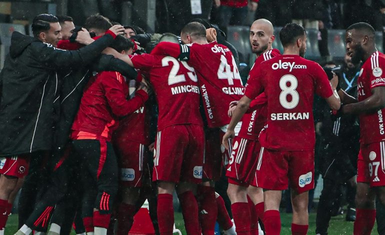 Gol nga Abazaj dhe dy asiste, tre ish-futbollistët e Superiores japin spektakël në ndeshjen e kampionatit turk