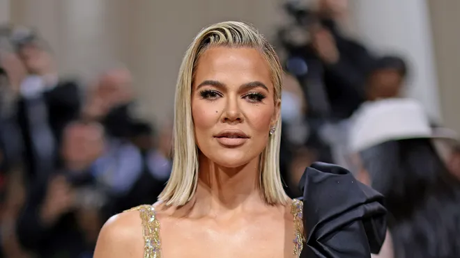 Khloe Kardashian zbulon personin që i ka treguar mediave detaje private të saj