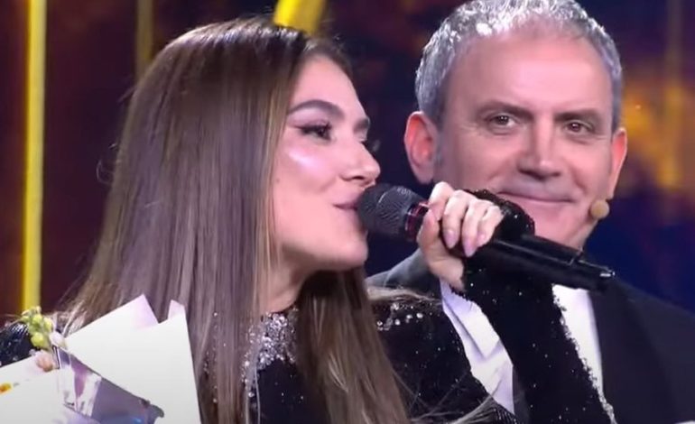 Nuk fitoi as këtë vit, ‘thumbon’ Elvana: 10 herë bie e 11 herë do ngrihem