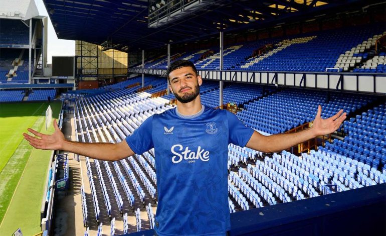 Broja gati për Everton, trajneri ndan mendjen për ndeshjen e Premier League