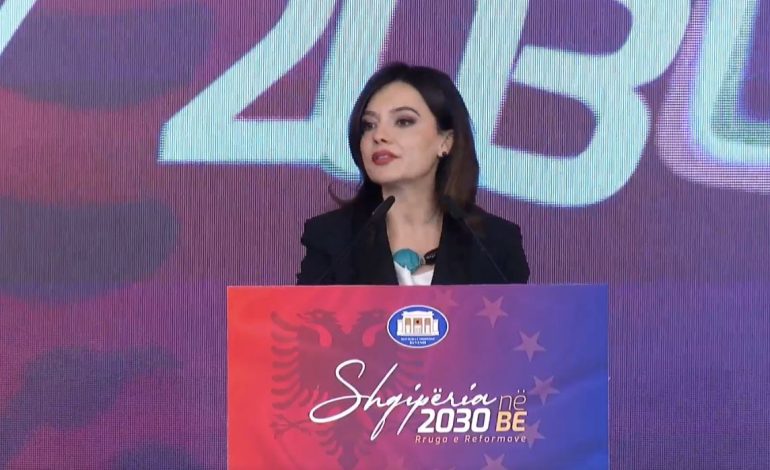 “Vendi ynë ka hyrë në një stad të ri”- Kryeparlamentarja Spiropali: Ta bëjmë Shqipërinë një yll më shumë në flamurin e BE! Nuk ka forcë politike që është kundër ambicies tonë…