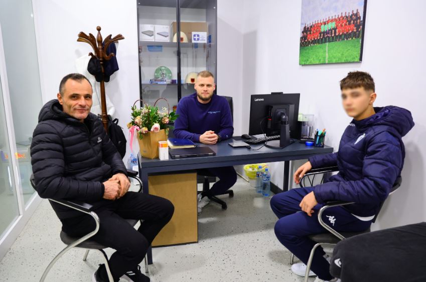 Federata e Futbollit ofron trajtim të specializuar për Luis Meçjan