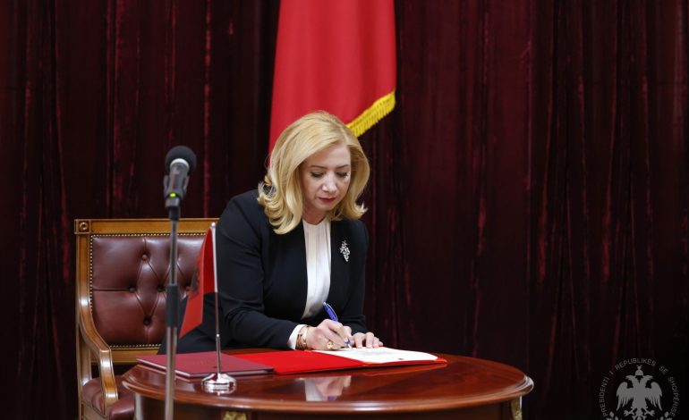 Krerët e gjyqësorit përplasen për afatet e mandatit në Kushtetuese