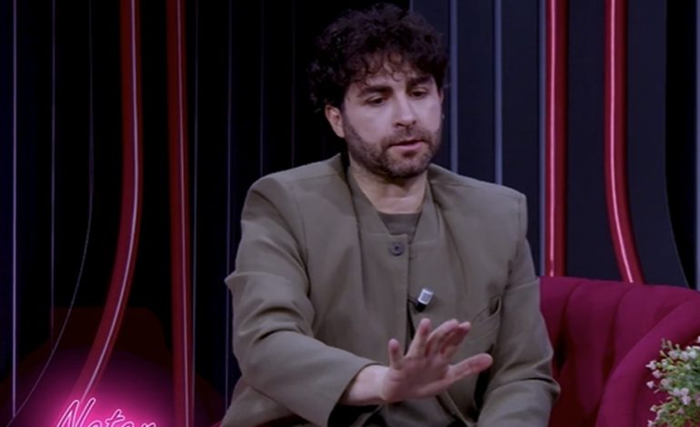 Humbja e babait, Vlashent Sata: Mami ishte e pangushëllueshme