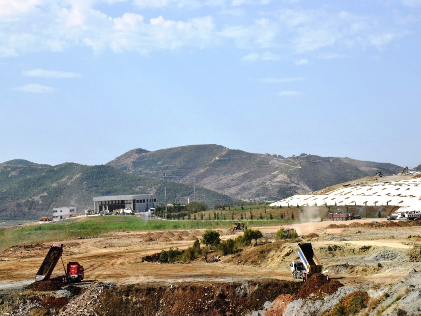 Fati i miliona eurove në incineratorin ‘fantazmë’ të Tiranës mbetet mister