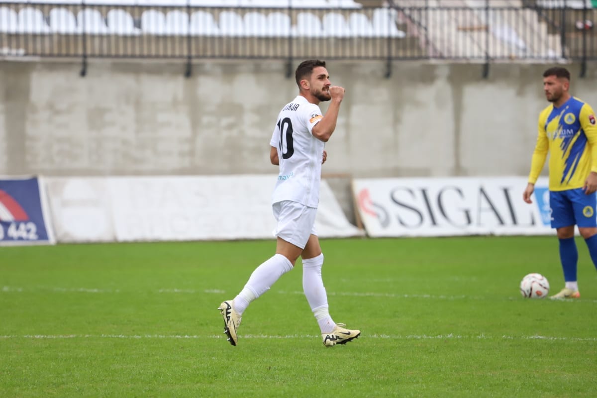 Varësi nga Lushkja/ 11 pikë të dhuruara në kampionat, Egnatia u falet golave të kavajasit