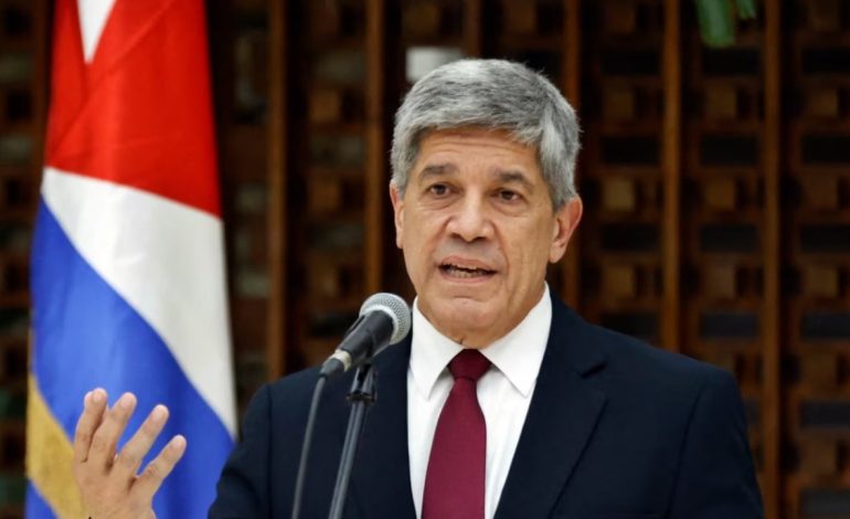 Plani i Trumpit për dëbim masiv të imigrantëve, reagon Kuba: Është joreal