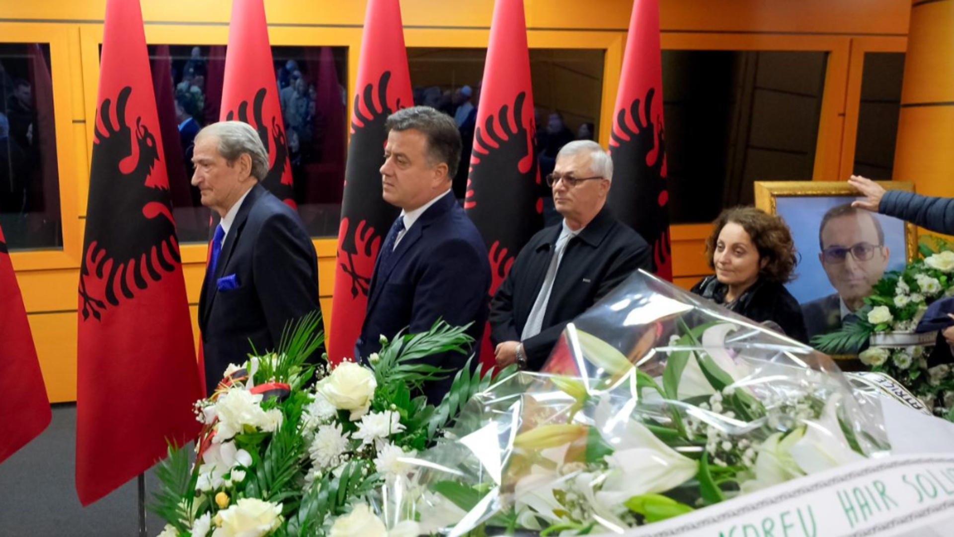 Berisha merr pjesë në homazhet për Arben Tafaj: Mirënjohje të thellë për një qytetar dhe qeveritar shembullor të Tiranës