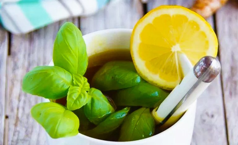 Shërimi i Infeksioneve të Bajameve Nis në Kuzhinë – Çfarë Duhet Të Përdorni