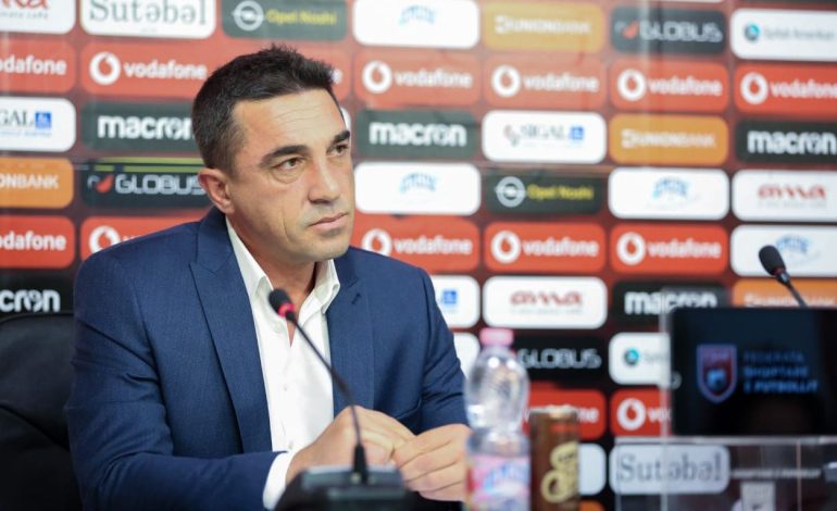 Më të mirët e javës, formacioni ideal drejtohet nga Nevil Dede