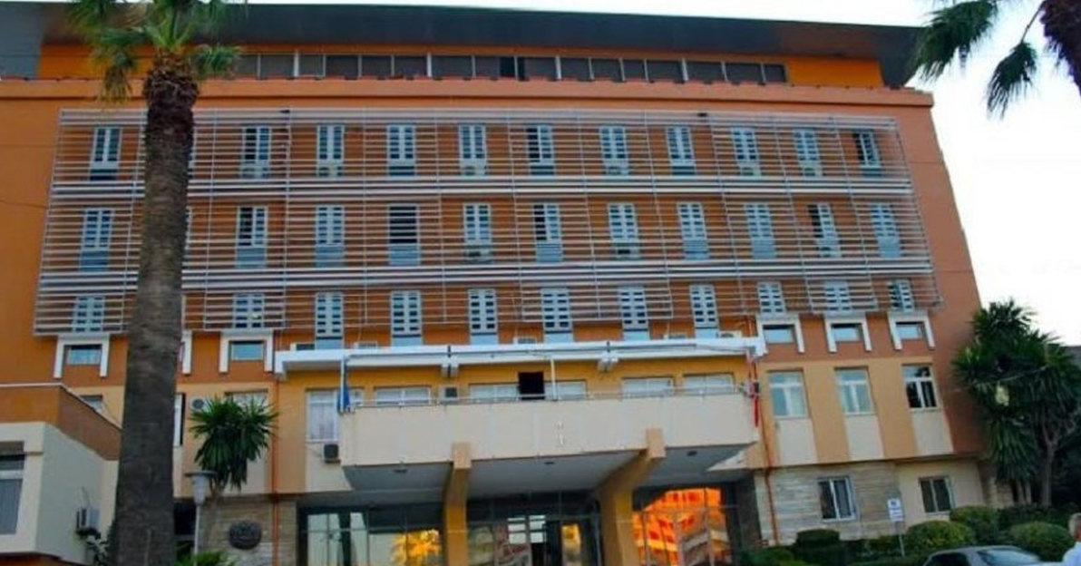 EMRI/ Shpërdorim detyre dhe skema të tjetërsimit të pronave, arrestohet për herë të tretë ish-juristi i Kadastrës së Durrësit