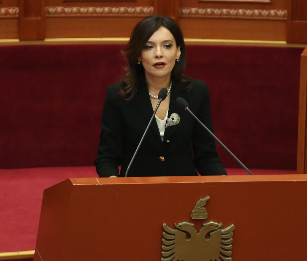 Opinioni i Komisionit të Venecias, Spiropali: Kuvendi ka respektuar sovranitetin parlamentar duke e trajtuar këtë proces mbi akuza juridike dhe jo interesa politike