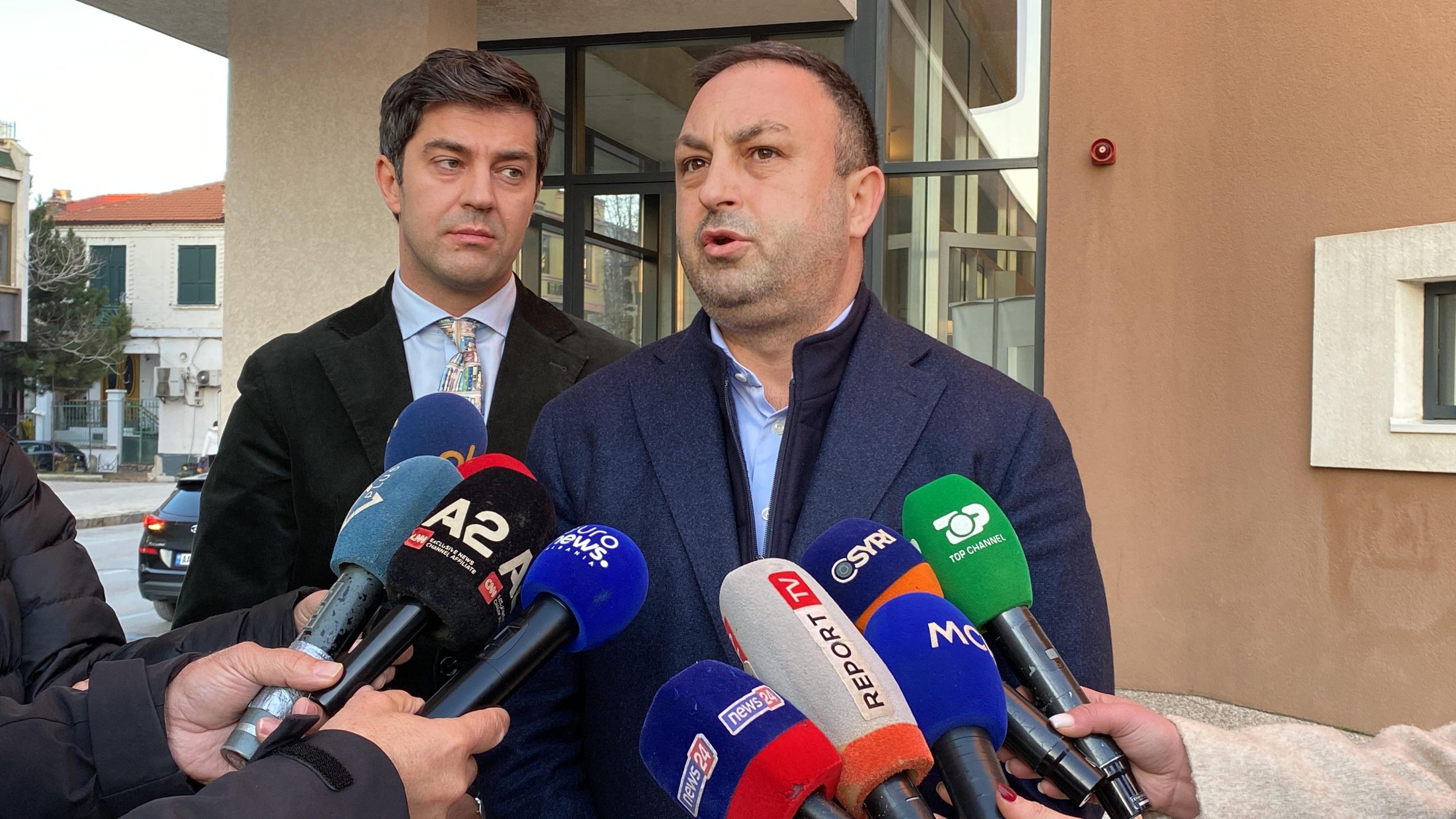 Atentati me 4 viktima në Shkodër, ministri i Brendshëm: Kemi rezultate, janë shoqëruar disa persona! Policia do të bëjë publike emrat