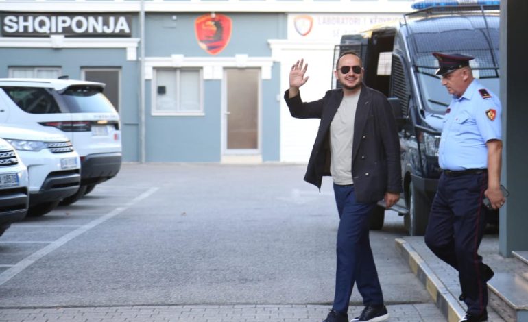 Sot 34 vjetori i themelimit të PD/ Salianji mesazh nga burgu: E nesërmja për ne demokratët është sërish betejë! Do jemi bashkë për të festuar triumfin