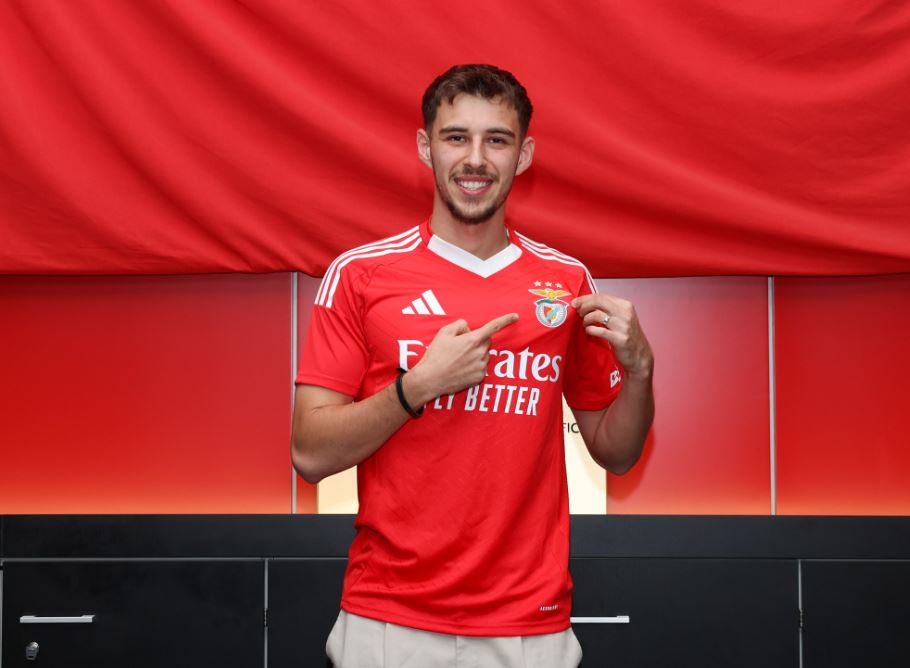 Bajrami pas firmës së rinovimit: Dua të rritem te Benfica, gati për të dhënë maksimumin për këtë fanellë