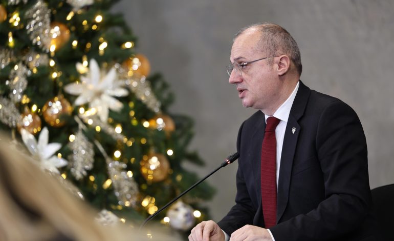 Shqipëria hap ambasada të reja në 4 shtete në 2025, ministri Hasani: Asnjë ambasador nuk është marrë me fushatë elektorale! Ja synimi ynë për vitin e ardhshëm