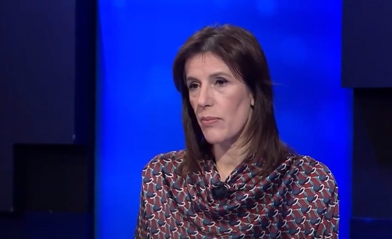 “Shqipja, një nga 33 gjuhët e përdorura!”- Zbërthimi i “Matrix”, gazetarja Klodiana Lala: Nuredin Dumani ka komunikuar në aplikacion e koduar me…