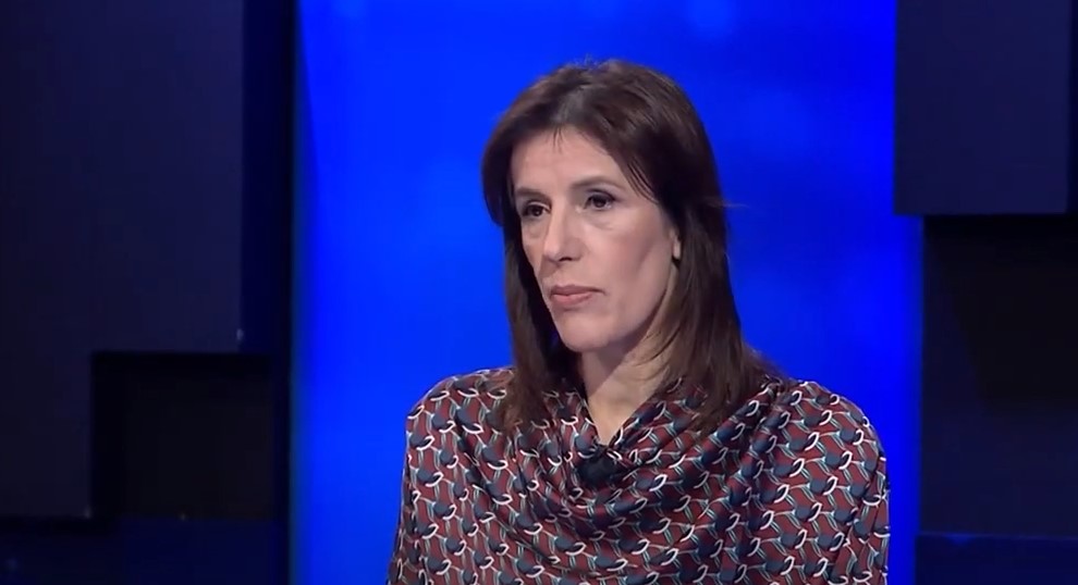 “Shqipja, një nga 33 gjuhët e përdorura!”- Zbërthimi i “Matrix”, gazetarja Klodiana Lala: Nuredin Dumani ka komunikuar në aplikacion e koduar me…