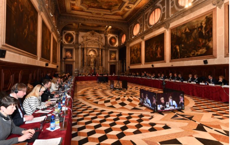 Komisioni i Venecias shqyrton sot mandatin e socialistes Olta Xhaçkës