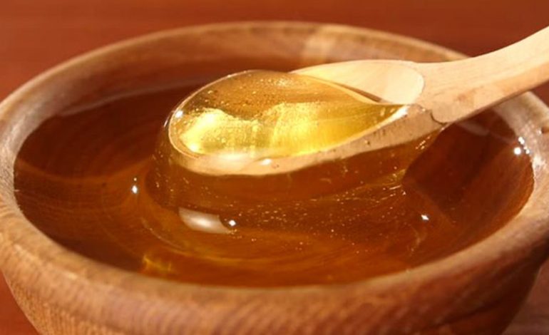 Çfarë i Ndodh Organizmit Nëse Konsumoni një Lugë Mjaltë Herët në Mëngjes