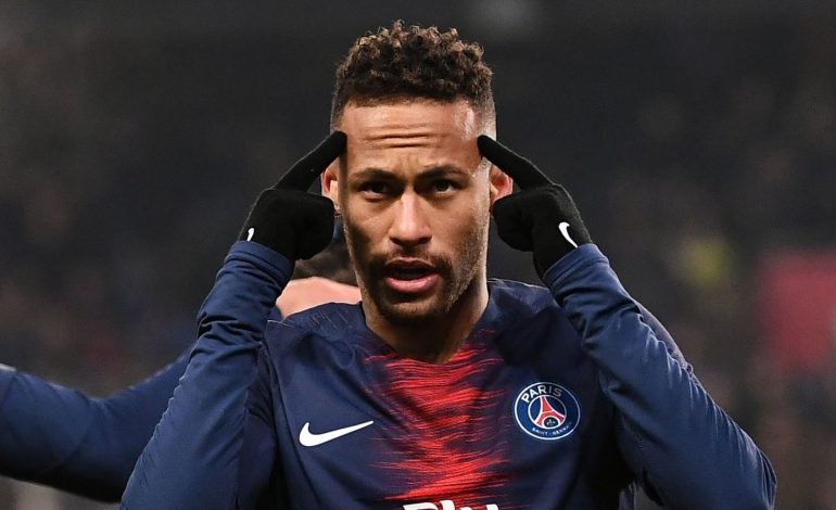 “Tentonin të më godisnin”, Neymar rrëfen tmerrin në Paris