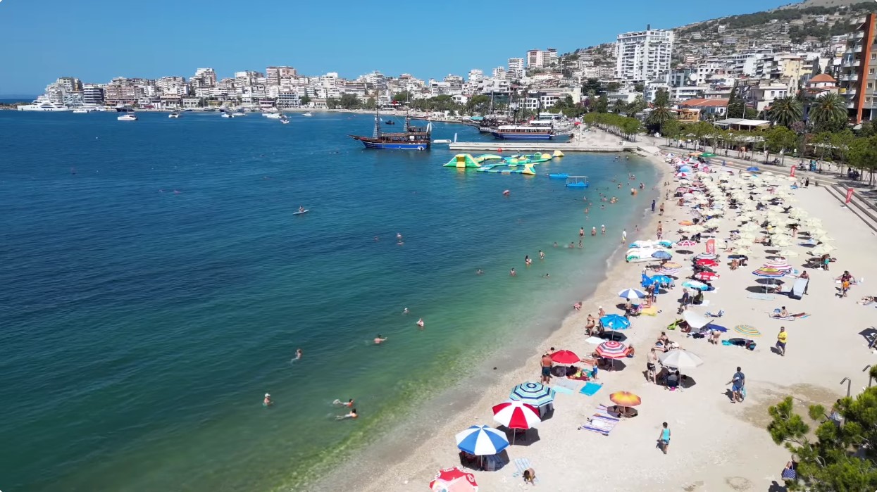 “Afati i fundit më 20 dhjetor”- Ministrja e Turizmit thirrje bizneseve të hotelerisë: Si të aplikoni për shezlone në plazh, ja kriteret dhe kush përfiton