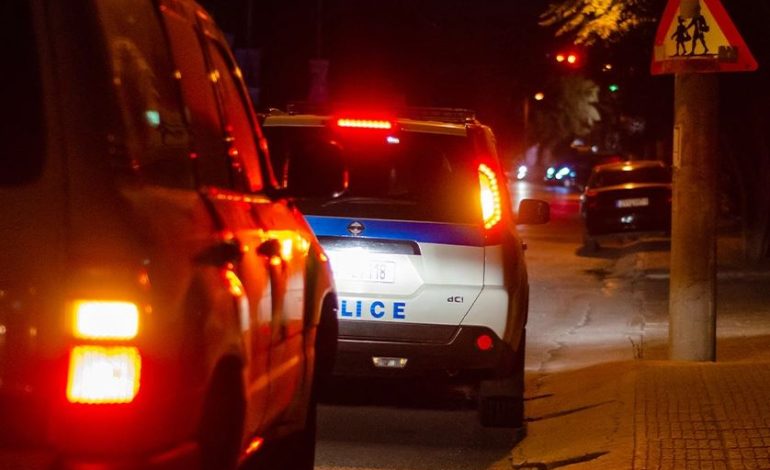 Shqiptarët paralajmëruan për protestë në Athinë, policia greke urdhëron të mos mbahet tubimi