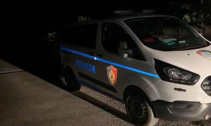 Hodhi nga ura shokun e tij dhe fshehu krimin pak ditë më parë, policia zbardh vrasjen në Durrës! Gjen trupin e pajetë të të riut dhe arreston autorin, ja detajet
