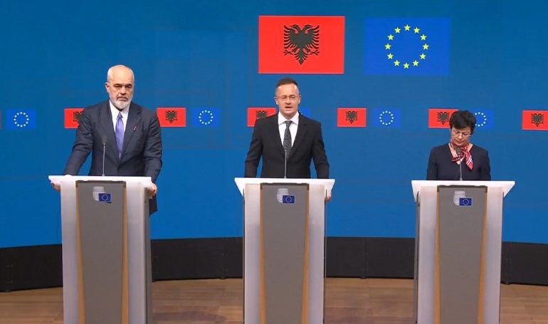 “Duam të martohemi me BE dhe të harrojmë divorcet e së shkuarës!”- Grupkapitulli më i vështirë i negociatave? Përgjigjet Rama: Nuk ka paragraf apo kapitull të lehtë me të…