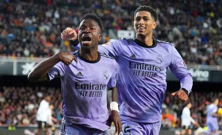 Formacioni i ëndrrave, IFFHS zbulon më të mirët e vitit, mesfusha dhe sulmi të lënë “pa fjalë”