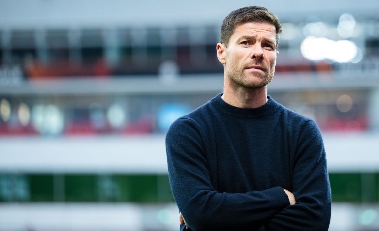 Futbollisti mund të largohet nga Leverkusen, flet Xabi Alonso