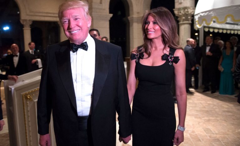 VIDEO/ Djali i Donald Trump publikon momente nga festa për Vitin e Ri, presidenti i zgjedhur i SHBA shfaqet duke kërcyer krah bashkëshortes së tij