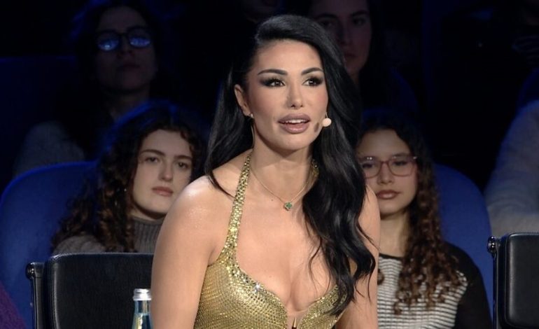 Për cilën arsye? Soni Malaj e pranon: Kam ndryshuar tekstet e këngëve