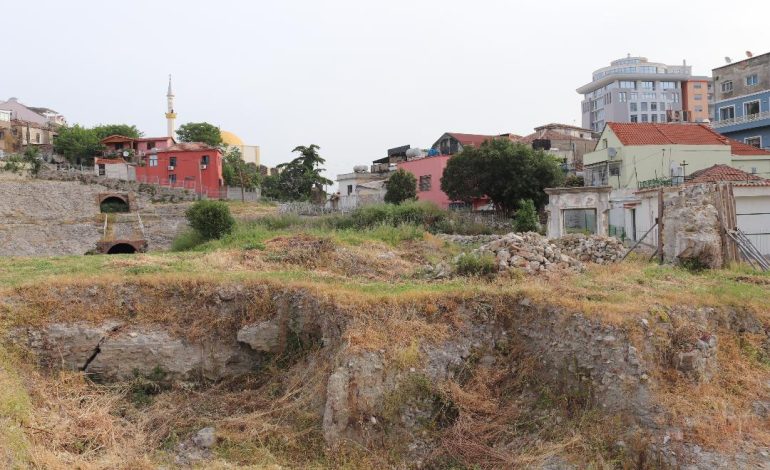 Banorët kundërshtojnë vlerën e kompensimit për projektin TID të Parkut Arkeologjik në Durrës 