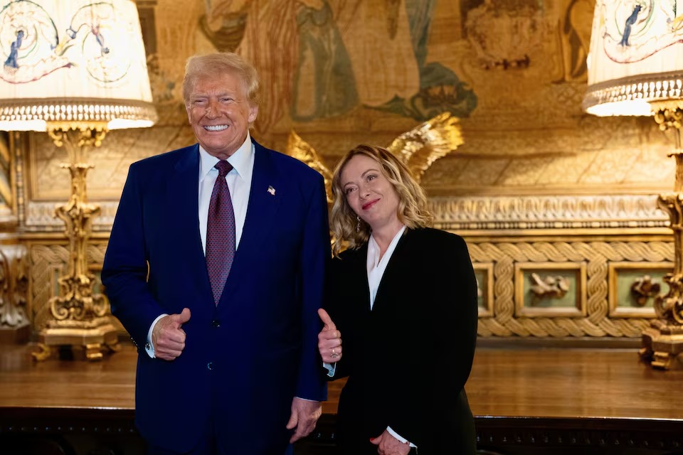 FOTOLAJM/ Vizita surprizë e Giorgia Melonit në SHBA, publikohen fotot nga takimi me Donald Trump