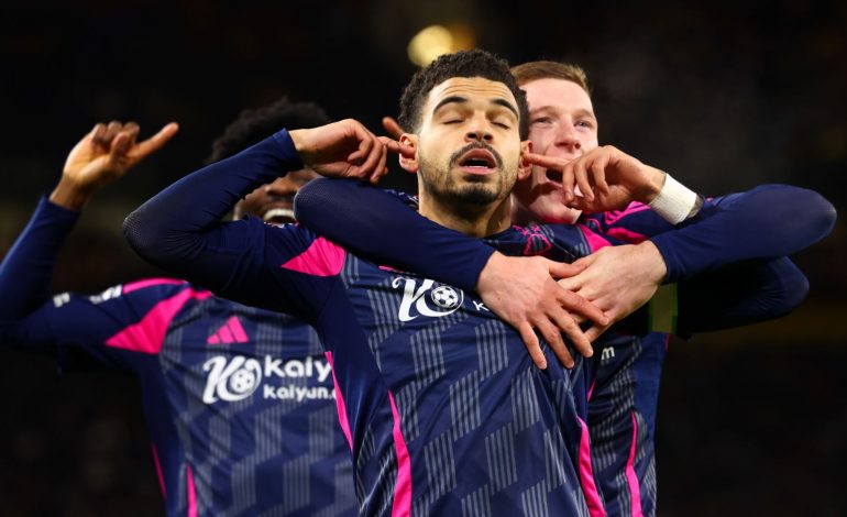 Forrest “pa frena”, 6 fitore radhazi, barazon rekordin e sezonit 66′-67′