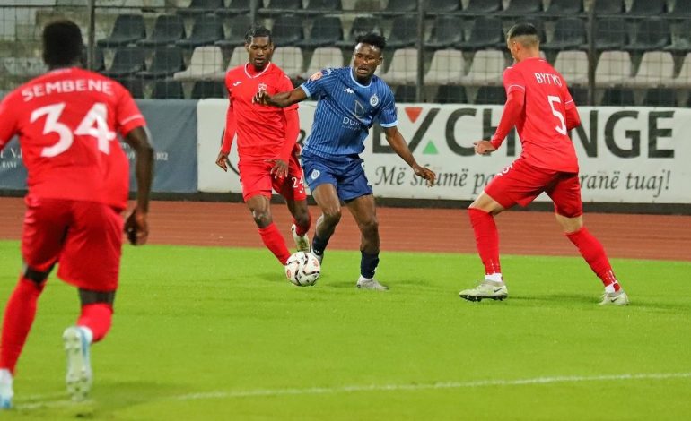 Dinamo mendon për të ardhmen, blutë në kërkim të talenteve