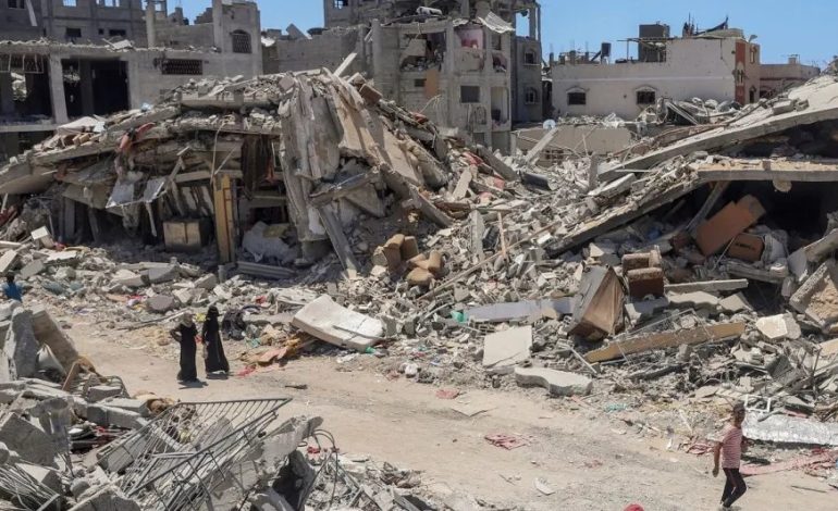 Sulmi izraelit në Rripin e Gazës/ Vriten 11 persona, mes viktimave kreu i policisë së Hamasit dhe 3 të mitur