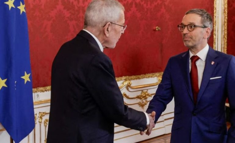 Partia e ekstremit të djathtë mandatohet për të formuar qeverinë e re në Austri! Për herë të parë që nga Lufta e Dytë Botërore…