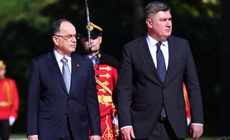 Presidenti Begaj uron homologun kroat për fitoren e mandatit të dytë: Forcojmë partneritetin tonë