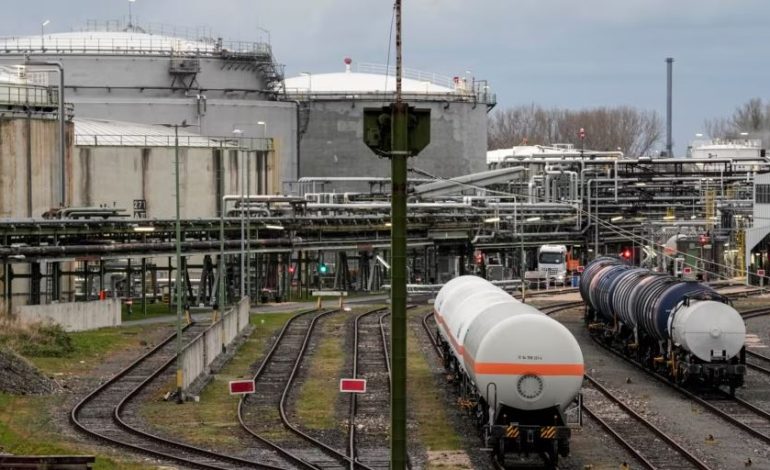 Ukraina bllokon kalimin e gazit rus në Evropë, çmimi rritet në nivelin më të lartë që nga tetori i vitit 2023